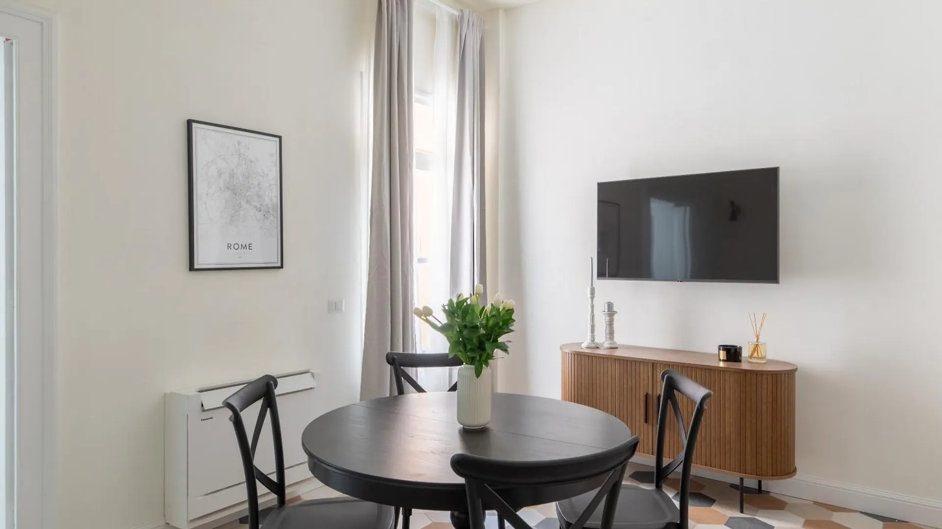 Hospitality Rome At Home